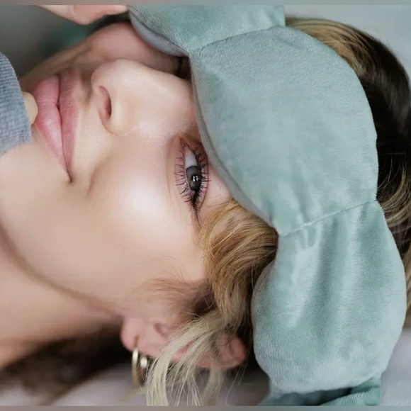 NODPOD The Weighted Blanket for your eyes NEW - Picture 10 of 16